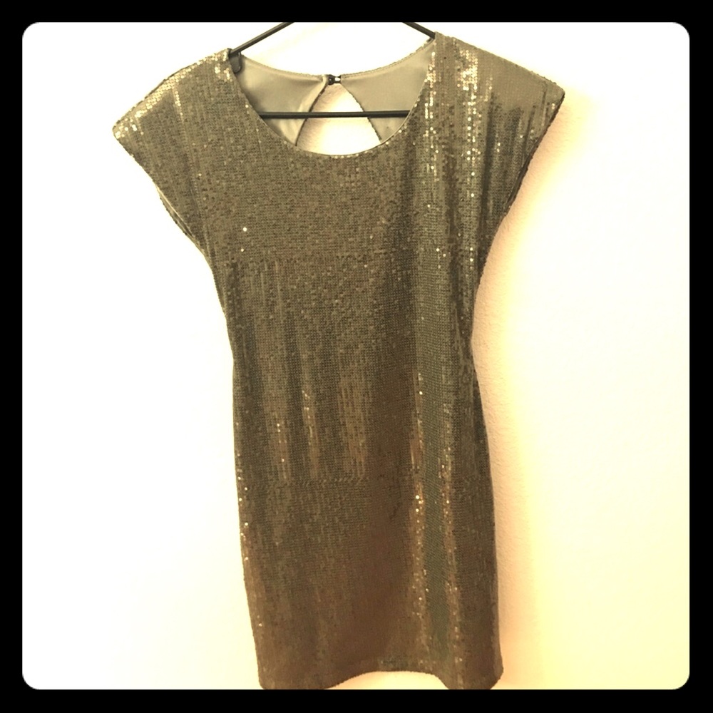 SOLD 💕🍾Sexy Dress!!🎄💕